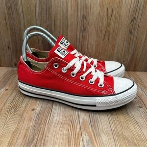 Converse Unisex Chuck Taylor All Star Low Top Sneakers Red US Men's 5 Women's 7